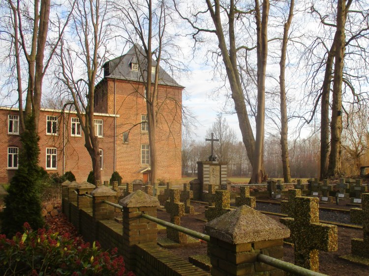 adbij - kerkhof Marienkroon 2018