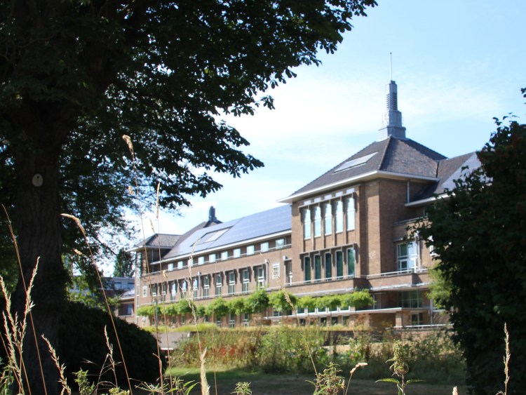 Asylum seeker center Utrecht