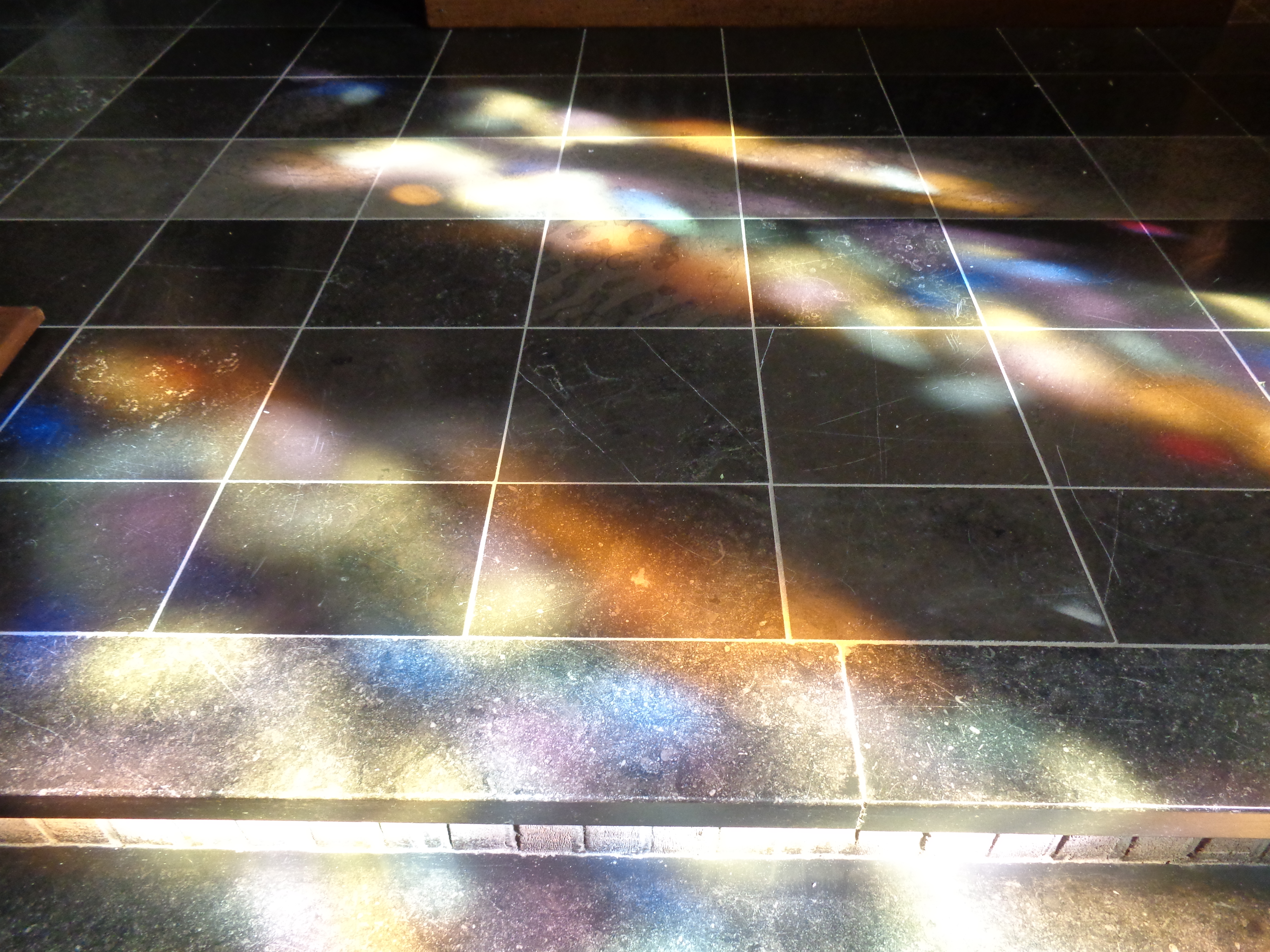 waves of pale blue and white